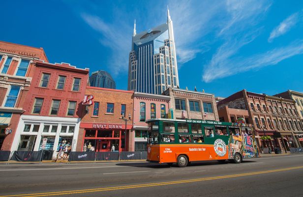 Old Town trolley tour of Nashville