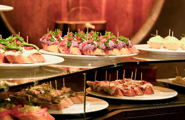 Tapas and history tour through old Madrid
