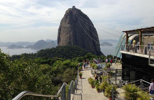 Rio's main sights in one day guided tour with lunch