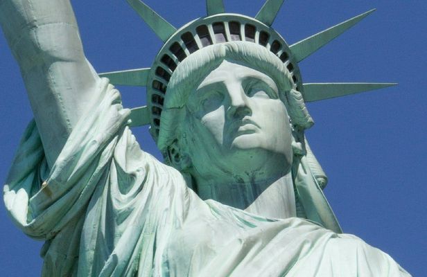 Skip-the-Line Statue of Liberty, Ellis Island, and Battery Park
