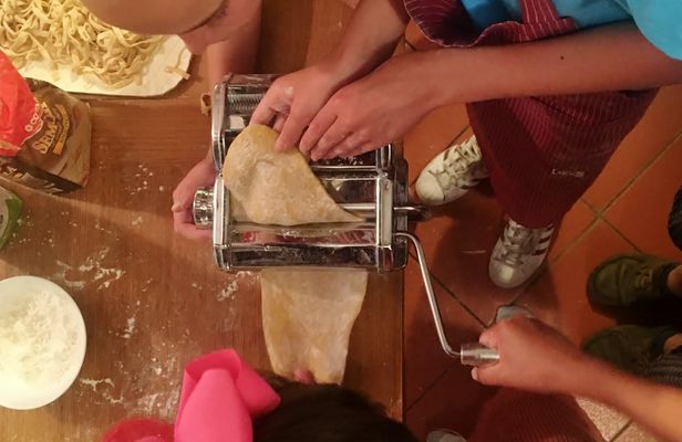 Italian Cooking Class and Dinner at a Chef's House