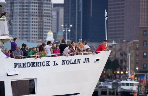 Boston Harbor Historic Sightseeing Cruise