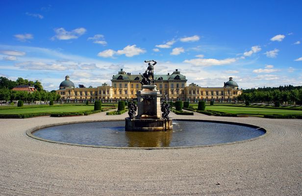 Swedish royal castle public tour