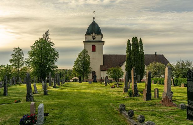 Small group Swedish history tour to Markim-Orkesta