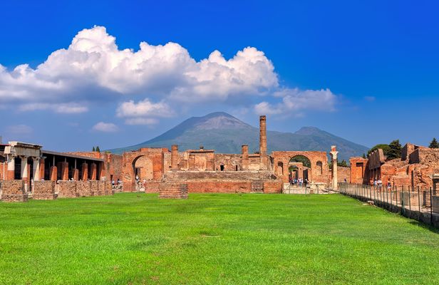 Skip-the-Line Ticket and Guided Tour of Pompeii