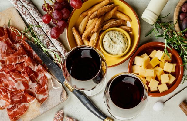 Private Insider walking tour in Madrid with optional tapas tasting
