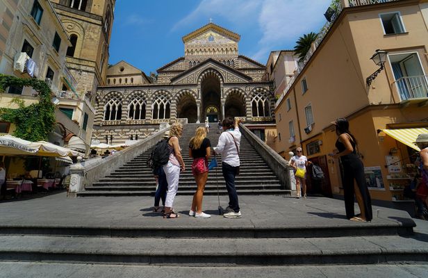 Positano, Amalfi coast and Ravello tour from Sorrento