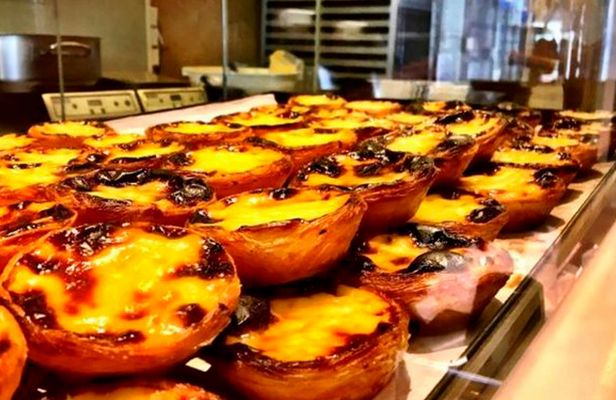 Porto local tasting tour