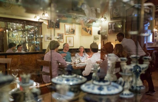 Budapest dinner walk