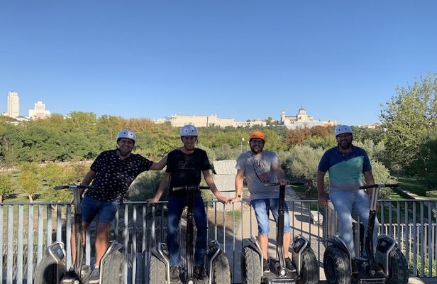 90-minute Private Segway Tour of Historic Madrid or Retiro Park