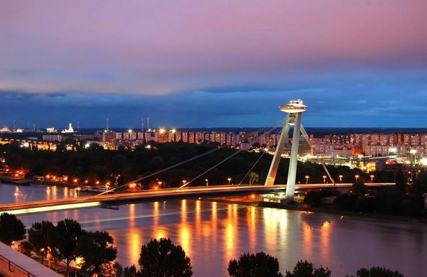 Bratislava by night tour