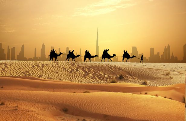 Full-day Dubai small group tour and evening desert safari