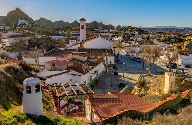 Combo tour of Guadix and Gorafe's Megalithic Park from Granada