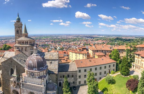 Private walking tour of Upper Town Bergamo