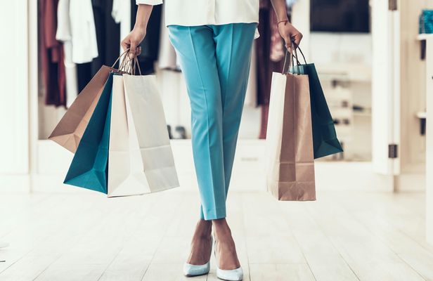Walking tour of Rue Saint-Honoré with a shopping expert
