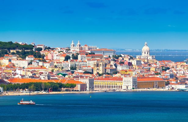 Lisbon city half-day private tour
