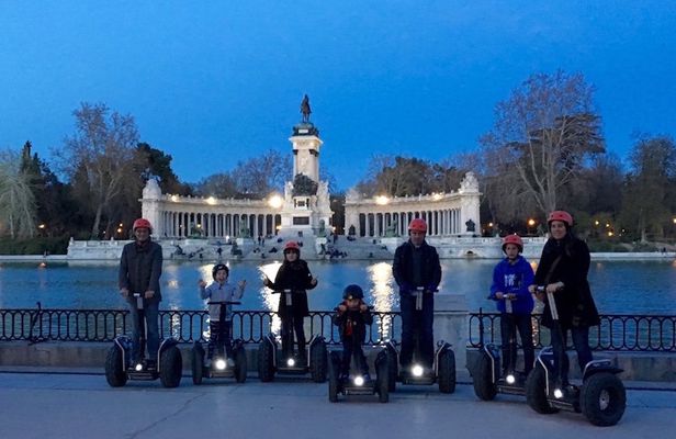 90-minute Private Evening Segway Tour of Madrid