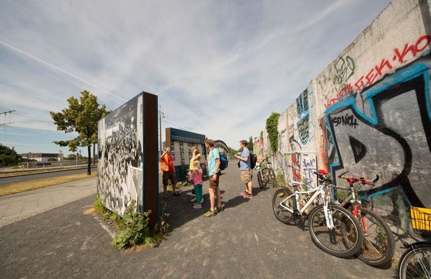 The Berlin Wall bike tour