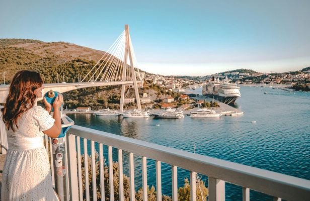 Dubrovnik history and scenery city tour