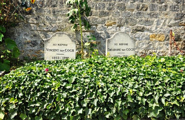 Van Gogh's private tour in Auvers-sur-Oise from Paris