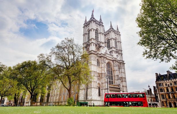 London's Westminster Abbey and the Houses of Parliament day tour