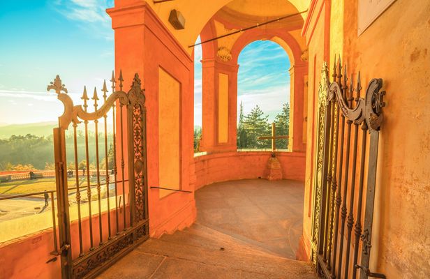 Sanctuary of San Luca guided visit and tourist train panoramic tour