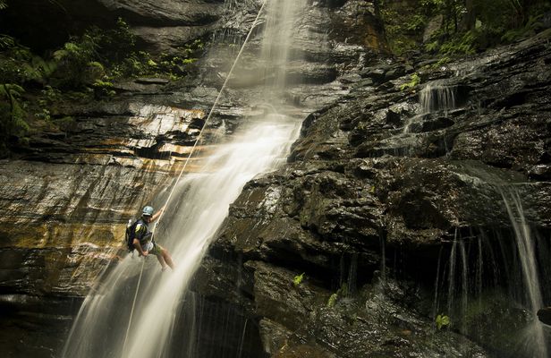 Abseiling and canyoning adventure at Blue Mountains