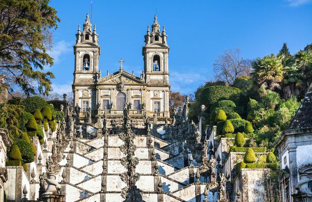 Guided tour of the heart of Portugal Braga and Guimarães from Porto
