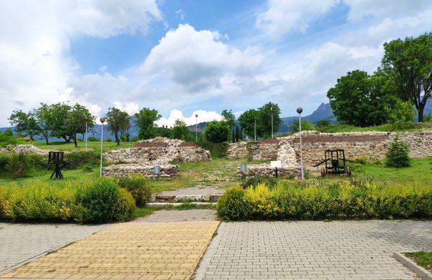 Medieval Tuida fortress tickets and tour