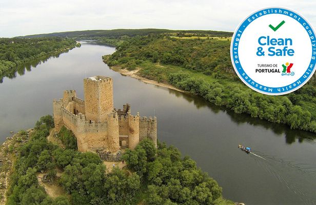 Tour of the Templar River with Tomar and Almourol castles