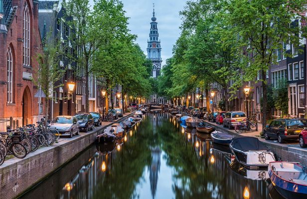 Private Amsterdam walking tour