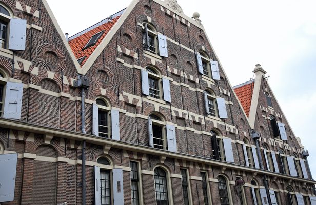 Private Amsterdam WWII walking tour