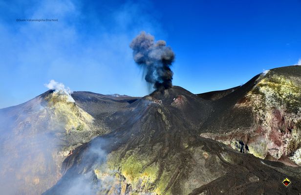 Excursion to the top of Mt. Etna with trekking and 4x4