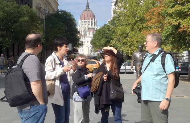 Downtown Pest: The New Imperial Capital 1867-1914 Tour with a friendly historian