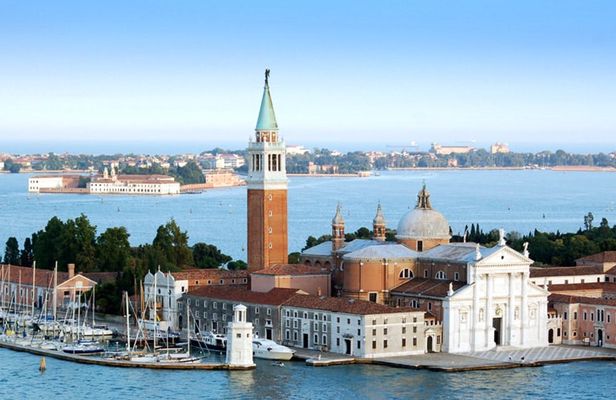 Boat tour of the artistic beauties of Venice