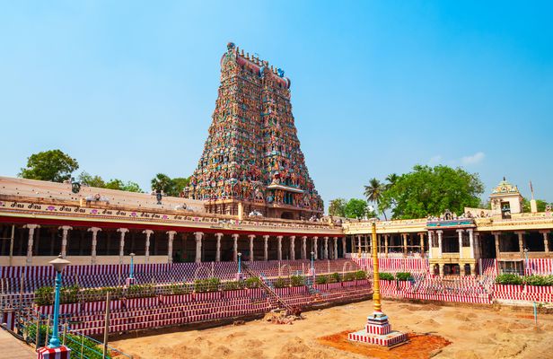 Meenakshi Temple night ceremony