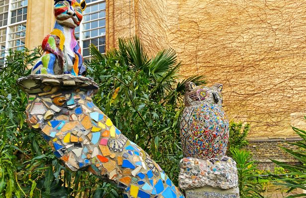 Self-guided Discovery Walk in London’s South Bank - sightseeing secrets and riverside riddles