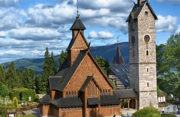 Day-trip to Jawor and to the Peace Church in Swidnica