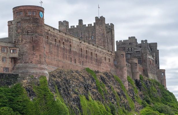Alnwick Castle day trip from Edinburgh