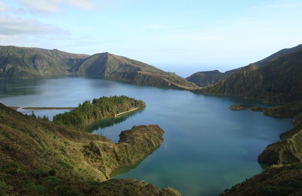 Lagoa do Fogo half-day Jeep tour from São Miguel