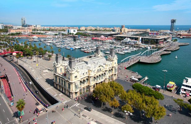 Best of Barcelona highlights bike tour in a small-group