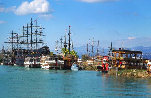 Manavgat River Cruise with Grand Bazaar from Alanya