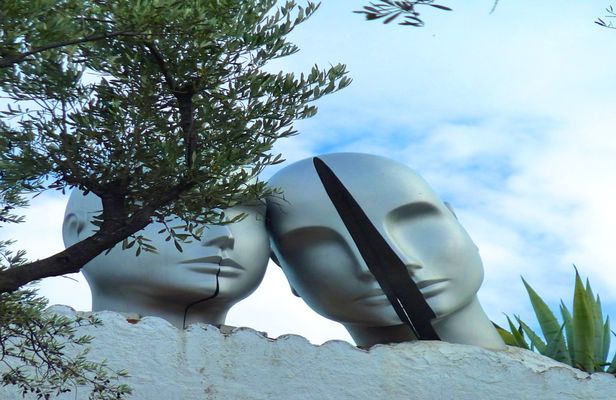 Dali Museum, Figueres and Cadaqués tour from Barcelona