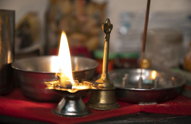 Experience Teej festival in Jaipur