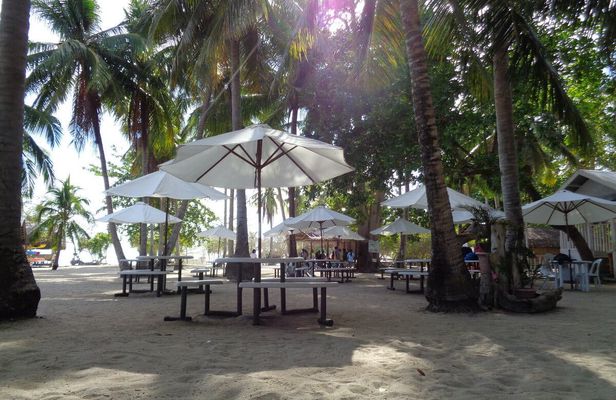 Full-day Puerto Princesa Honda bay island hopping tour