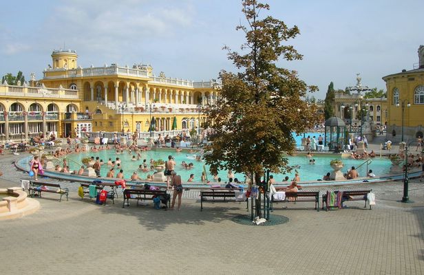 Private Budapest city tour and Széchenyi thermal spa skip-the-line ticket