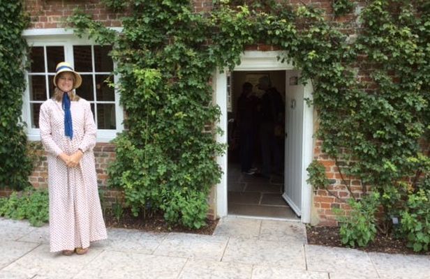 Jane Austen tour of Bath with city highlights