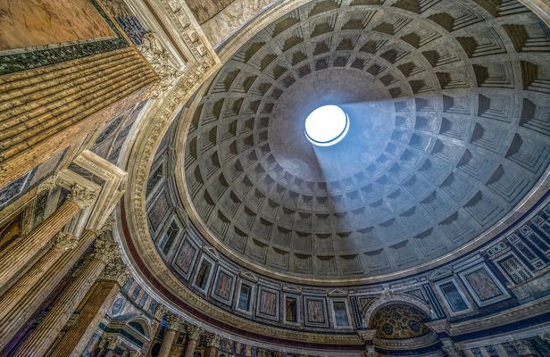 Pantheon guided tour