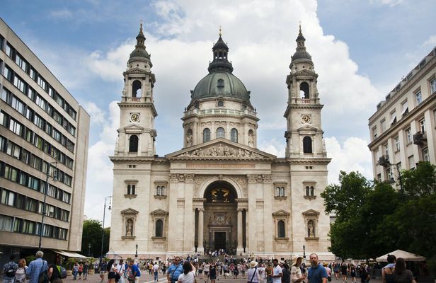 St Stephen's Basilica private guided tour and Tower access ticket