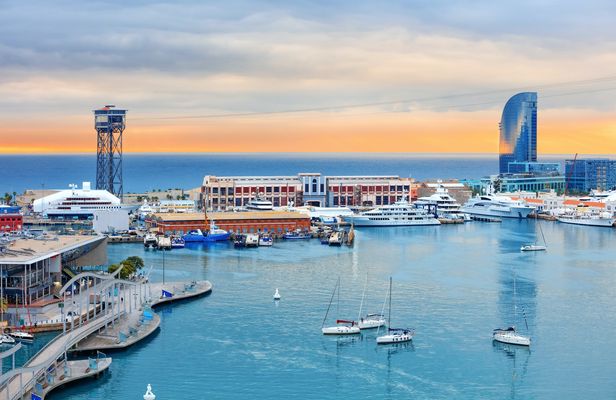 Private luxury motor yacht experience in Barcelona